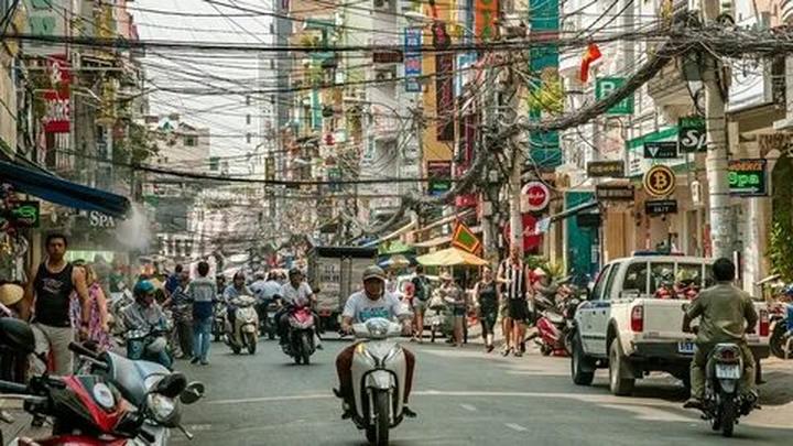 Chuyên gia Hotspot Matrix phân tích: Cảnh tượng lạ tại tuyến phố ở và marketing video