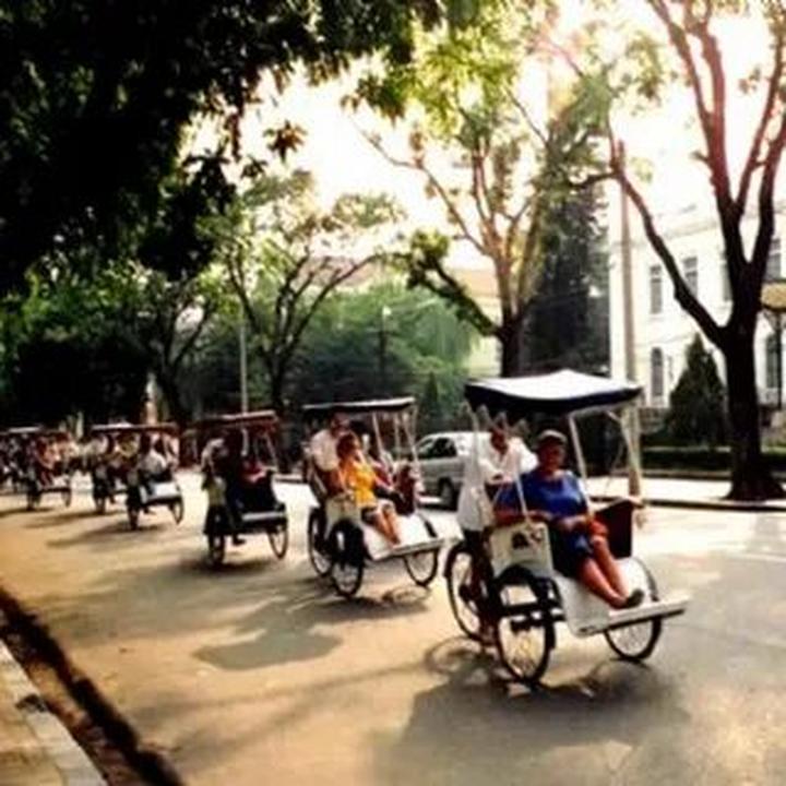 Bánh Ngọt, Thu Nhập Khỏe: Kiếm Tiền Từ Hotspot Matrix
